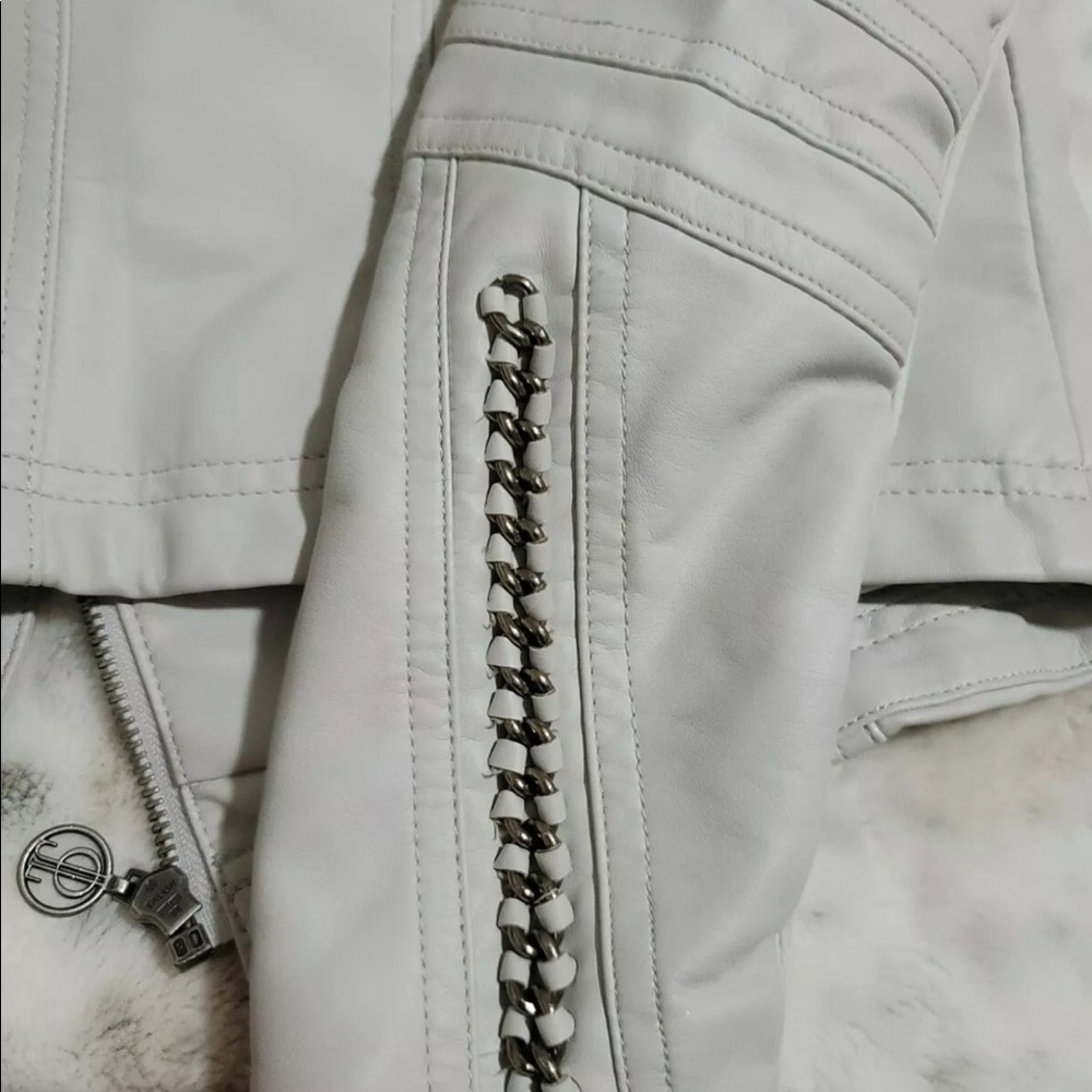JLo Faux leather Moto jacket - Picture 4 of 8